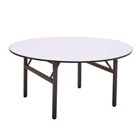 Ensemble de chaises de table pliantes rondes et minimalistes modernes pour les hôtels, les banquets, les formations, les conférences, les restaurants et les mariages.