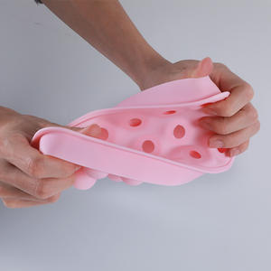 Bac à glaçons mini à 18 cavités, facile à démouler, avec couvercle, en silicone, pour fruits, pour un usage domestique, best-seller - Product Image 5