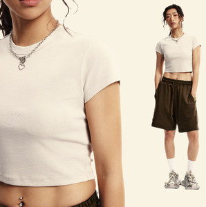 เสื้อยืดครอปผู้หญิงแฟชั่น ทันสมัย ผ้าฝ้ายถักเนื้อนุ่ม ตกแต่งเพชร พร้อมโลโก้สั่งทำ ทรงเข้ารูป แขนสั้น - Product Image 2