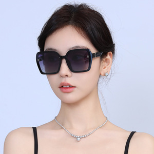 Nouvelles lunettes de soleil polarisées pour femmes, monture large noire, protection UV400, verres PC, type 3, pare-soleil - Product Image 2