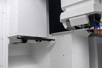 Centre d'usinage vertical CNC à double colonne robuste DC1520, entièrement fermé IP54, étanche à la poussière et à l'eau, avec interverrouillage de porte de sécurité