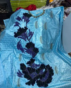 Bazin Brodé Africain de Haute Qualité avec <span class=keywords><strong>Blouse</strong></span> et Voiles, Vente en Gros à Dubaï, Dentelle Jacquard Noire - Product Image 4