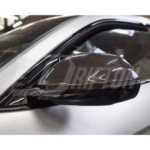 Tapas de espejo de fibra de carbono seco para Lamborghini URUS 2018-2022 - Product Image 2