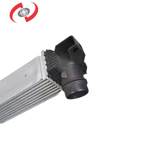 Refroidisseur intermédiaire de moteur de refroidisseur d'air de charge durable de pièces d'auto à haute densité pour BMW/<span class=keywords><strong>MINI</strong></span> 17518645761 - Product Image 3