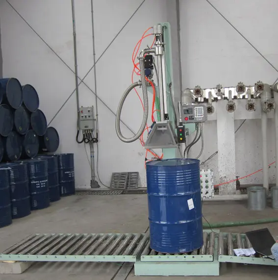 150kg潤滑油キャッピングマシンスイングアーム充填ガンキャッピングマシン上海充填機械設備