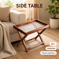 Table basse en bois moderne et contemporaine pour salon d'appartement avec rangement, écologique et facile à nettoyer