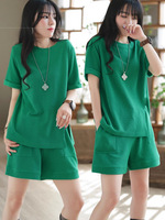 Ensemble décontracté deux pièces pour femme : T-shirt vintage ample à manches courtes et short au-dessus du genou, couleur unie, sans col, mode été 2026