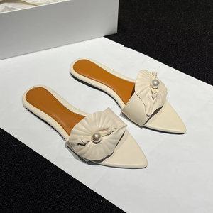Pantofole basse da <span class=keywords><strong>donna</strong></span> con decorazioni a fiori e perle vendita calda 2025 estate nuovi sandali da spiaggia casual da <span class=keywords><strong>donna</strong></span> - Product Image 3