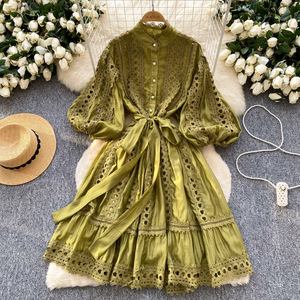 Nouvelle Robe Femme Printemps/Été à Manches Lanterne, Style Rétro, Découpes, Dentelle, Boutonnage Simple, Coupe Ample, avec Lacets - Product Image 4