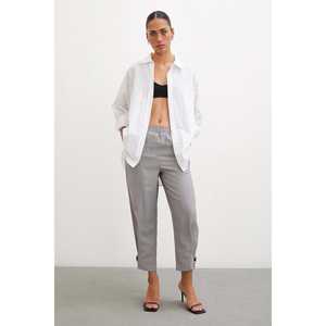 Pantalones grises holgados con cintura y puños elásticos para mujer - Product Image 5