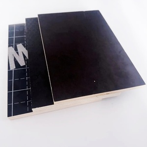 Feuille de contreplaqué de film recyclé de qualité commerciale de 4x8 pieds pour atelier extérieur <span class=keywords><strong>Maroc</strong></span> Ukraine Turquie Pakistan Bangladesh - Product Image 4