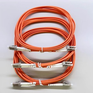 Câble à fibres optiques MMF avec gaine LSZH, multimode duplex LC/UPC vers LC/UPC 50/125µm OM2, câble de brassage - Product Image 3