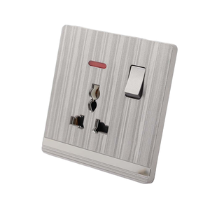 Interruttori elettrici a pulsante ad alta tensione a tre fori universali con dislocazione alla moda personalizzati all'ingrosso - Product Image 5