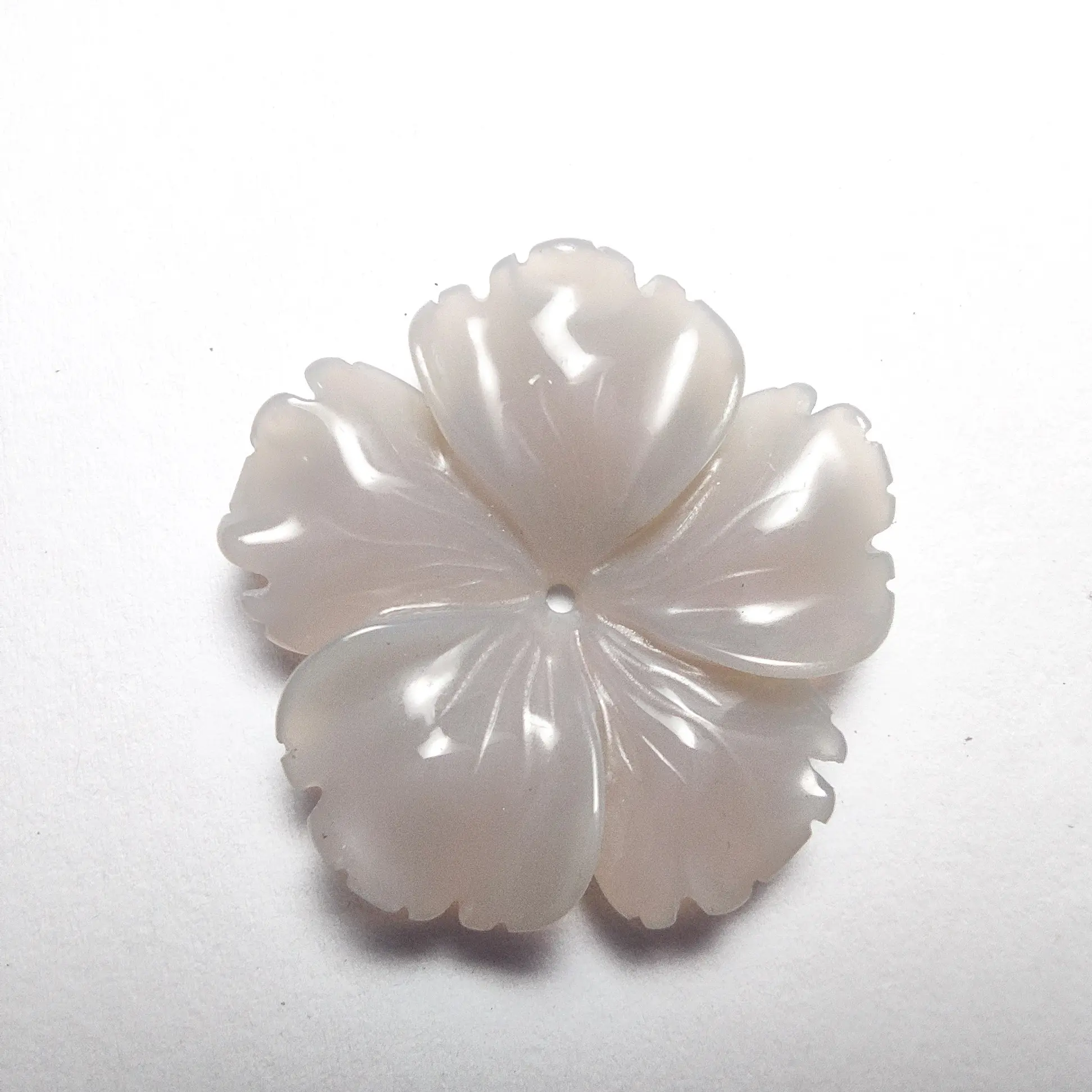 Fashionable Shining 26-57mm Grey Agate Flower Shape Natural Gemstone Carving Craft For Wedding Decoration F235