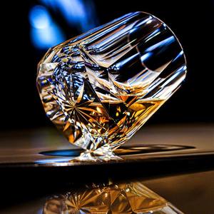 Verre à <span class=keywords><strong>whisky</strong></span> réutilisable en cristal K9 à base épaisse, coupe diamant, 200 ml, lourd, de luxe, coupé à la main, verre à <span class=keywords><strong>whisky</strong></span> à l'ancienne, sans plomb - Product Image 1