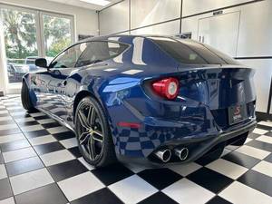Autos Usados en Venta, FF AWD 2015-2022, Cuero Oscuro, 2 Puertas, Hatchback, ACC, Volante a la Izquierda, Aluminio - Product Image 3