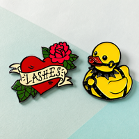 Fabricant Grossiste de badges et épingles en émail en métal, design élégant, personnalisables avec logo, pour cadeaux