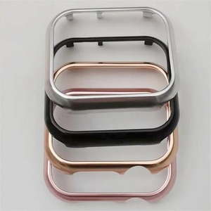Custodia per orologio in lega di <span class=keywords><strong>alluminio</strong></span> rigida lucida per <span class=keywords><strong>Apple</strong></span> ultra 8 9 49mm 45mm 41mm orologio in metallo copertura per paraurti - Product Image 2