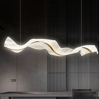 Lampe suspendue ondulée décorative pour table basse, luminaire horizontal à effet de vague, luminaire suspendu en acrylique