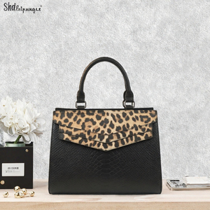 Hot selling Leopard Print PU Handbag Structured Handle Satchel <b>Zipper</b> Closure Women Work <b>Tote</b> <b>Bag</b> - Product Image 3