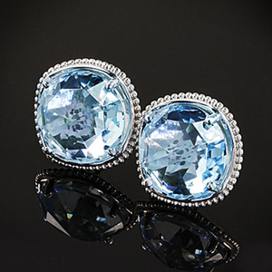 Pendientes de tuerca Tacori con gema azul, corte cojín, chapados en rodio, joyería clásica de regalo para mujer - Product Image 3