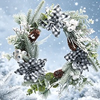 Weihnachtskränze 60cm Blumendesign PE-Material Umweltfreundlich für Innenbereich Trendiger Stil zum Aufhängen an der Tür OEM/ODM
