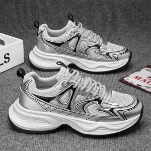 Chaussures de sport respirantes personnalisées pour hommes avec logo, à lacets, pour la production en série OEM/ODM - Product Image 3