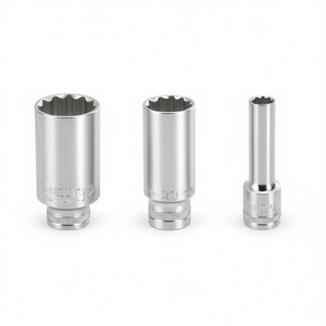 Juego de llaves de vaso Fervi de 32 mm, 24 mm y 10 mm con accionamiento poligonal para coche y furgoneta - Product Image 2