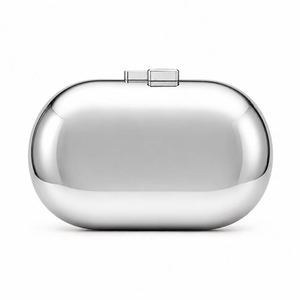 Sac de soirée de luxe personnalisé en métal doré, pochette ovale solide avec rabat, élégant sac à main pour soirée - Product Image 5