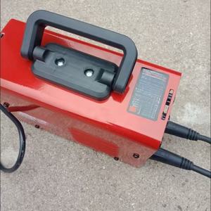 Machine à souder portable à prise américaine 110V220V380V machine à souder à fil solide à flux de tension - Product Image 4