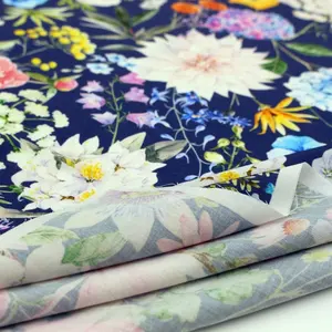 Fábrica al por mayor personalizado gran flor floral Margarita liso tejido suave digital impreso popelina rayón material tela para vestido