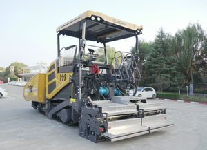 Máquina de Mantenimiento XCM-G, Pavimentadora de Carreteras sobre Orugas RP1355T de 13 m - Product Image 6