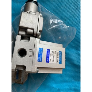 Válvula Solenoide Niscon BN-7M31-8G Ac100v 50/60Hz, Equipo de Automatización de Control Industrial - Product Image 1