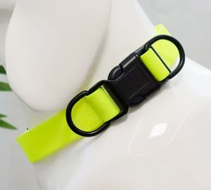 Bonito <span class=keywords><strong>collar</strong></span> suave de PVC para mascotas, impermeable y fácil de limpiar, duradero para gatos o perros, patrón sólido - Product Image 4