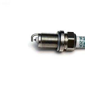 Candele di Alta Qualità per TOYOTA&LEXUS Prestazioni Ottimali del Motore 90919-01210 SK20R11 - Product Image 3