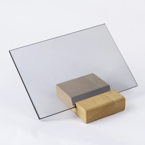 Plaque de <span class=keywords><strong>verre</strong></span> trempé gris <span class=keywords><strong>fumé</strong></span> foncé teinté de 4 mm et 5 mm avec logo personnalisé pour les portes d'armoires de cuisine - Product Image 4
