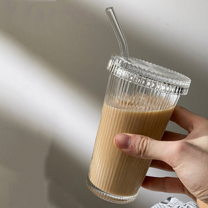 Tazas de té de vidrio acanalado personalizadas al por mayor, vasos de café, tazas de café de viaje personalizadas con tapa de vidrio y pajita - Product Image 4