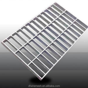 Tấm lưới thép không gỉ 304 dùng cho hệ thống thoát nước ngoài trời - Product Image 5