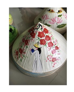 Sombrero cónico de hoja de palma de bambú hecho a mano de bajo precio Sombrero de paja tradicional Non La Vietnam de Vietnam - Product Image 6