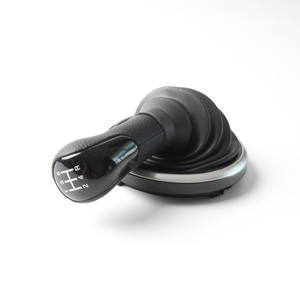 Pommeau de levier de vitesse noir en cuir ergonomique à 5 vitesses pour Ford Focus Mondeo Fiesta - Product Image 1