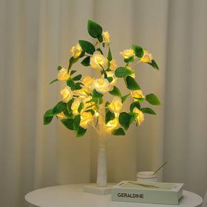 Lámpara de batería USB con árbol de rosas de mesa con luz LED, flor Artificial decorativa para Celebración de vacaciones de Navidad para sala de estar - Product Image 2