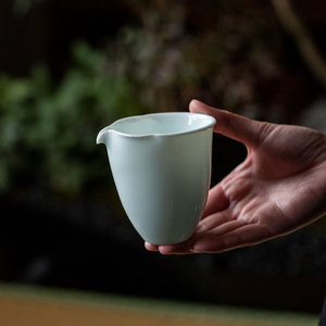 Yingqing Huakou Fair Cup Porcelain Thin Wall <b>Tea</b> Dispenser For Kung Fu <b>Tea</b> <b>Set</b> - Product Image 1