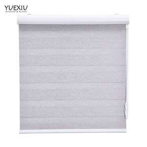 Persiana Enrollable Cebra Manual para Ventana de Sala de Estar - Product Image 2