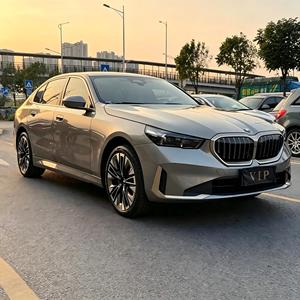 <span class=keywords><strong>BMW</strong></span> <span class=keywords><strong>Serie</strong></span> <span class=keywords><strong>5</strong></span> 530Li M Sport 8AT LHD Usata 2025 - Berlina di Lusso di Medie <span class=keywords><strong>Dimensioni</strong></span> a Benzina di Seconda Mano - Product Image 4