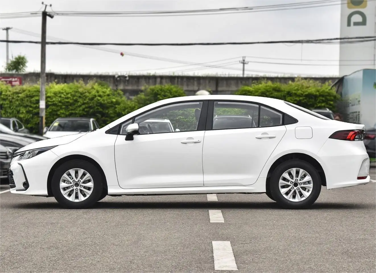 Toyota Corolla новые бензиновые автомобили 2023 Китай Toyota новый дизайн автомобилей высокого качества бензиновый автомобиль для продажи