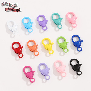 Porte-clés en alliage en forme de cœur avec fermoir mousqueton, taille moyenne, accessoire de bijouterie DIY, Nantong - Product Image 1