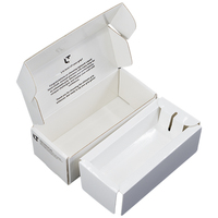 Boîte d'expédition rectangulaire personnalisée en carton ondulé, écologique et recyclable, avec design avion, pelliculage brillant et gaufrage, pour l'expédition de vêtements