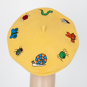 Élégant Béret de style français brodé personnalisé Boinas en laine noire pour filles - Product Image 4