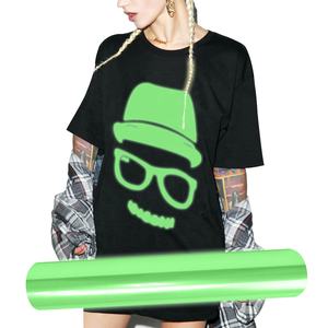 ฟิล์มเรืองแสงสีเขียวในที่มืด ขายส่งจากโรงงาน ไวนิลถ่ายโอนความร้อนเรืองแสงสำหรับเสื้อยืด - Product Image 3