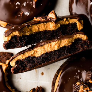 Biscotti al <span class=keywords><strong>Cioccolato</strong></span> di Dubai Ripieni di Crema al Pistacchio e Kataifi Croccante, Biscotti di Lusso Ripieni OEM con Etichetta Privata - Product Image 2